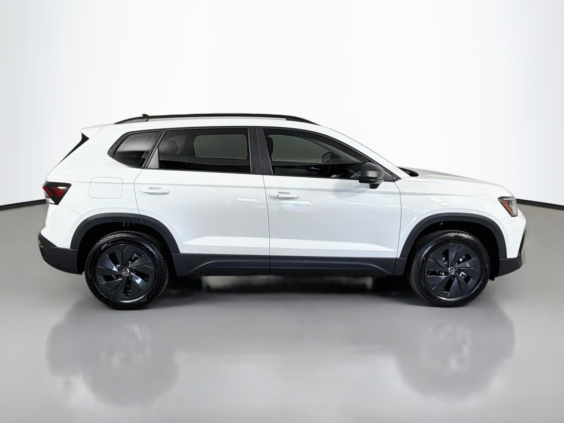 New 2027 White Volkswagen 1.5T S image 4