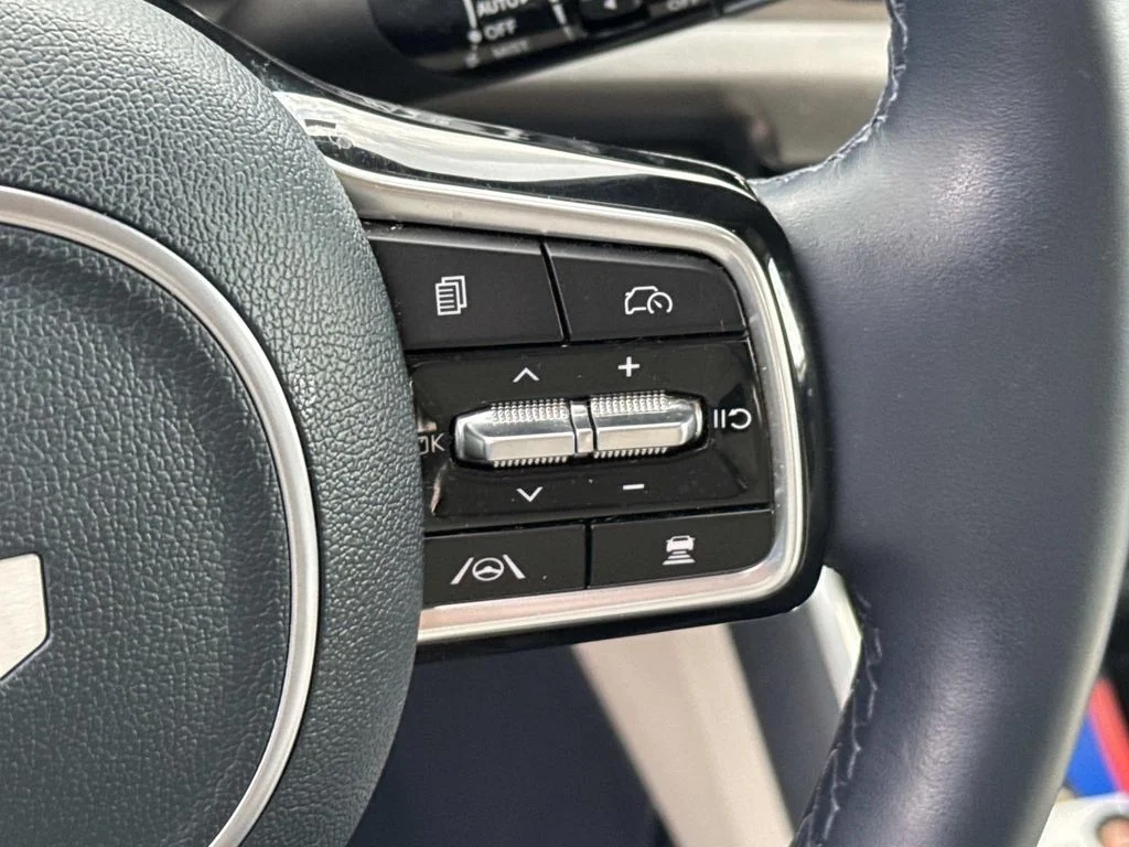 2025 Kia Carnival SX Prestige - Photo 30