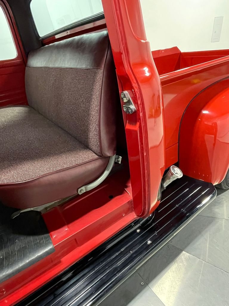 Used 1953 Red Ford  image 43