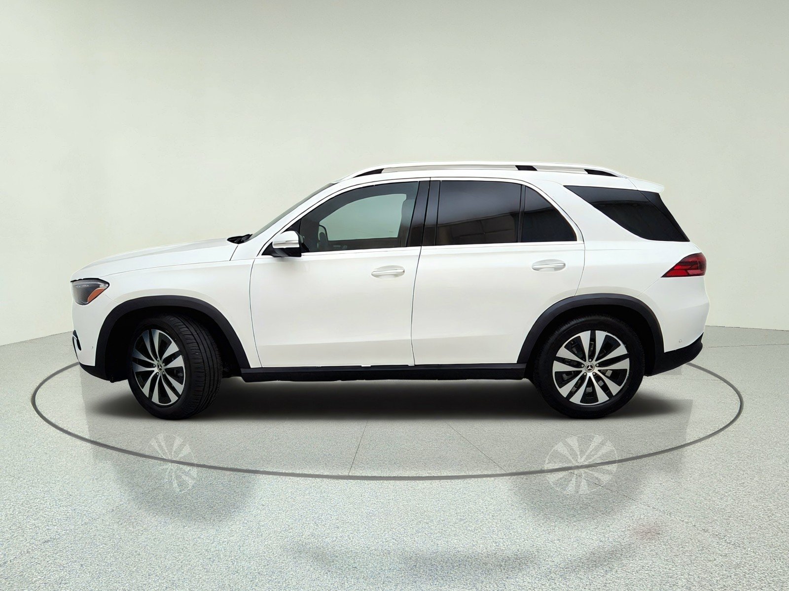 Certified Used 2026 Polar White Mercedes-Benz GLE 350 image 14
