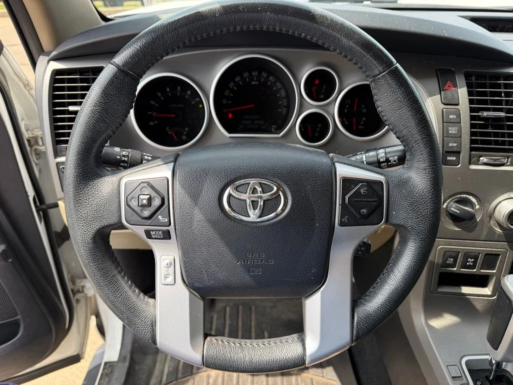 Used 2015 White Toyota Limited image 14