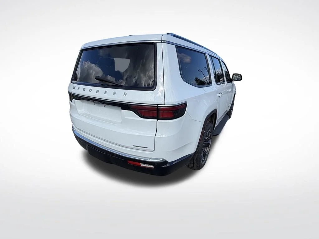 Used 2024 White Jeep Series III image 5