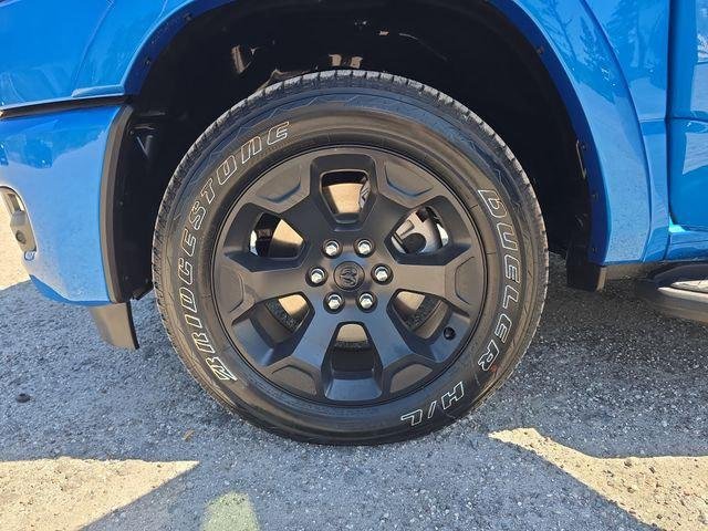 New 2026 Hydro Blue Pearl-Coat Exterior Paint RAM BIG HORN image 28