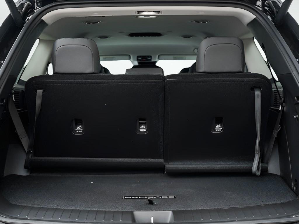 New 2026 Abyss Black Pearl Hyundai SEL 8P AWD image 35
