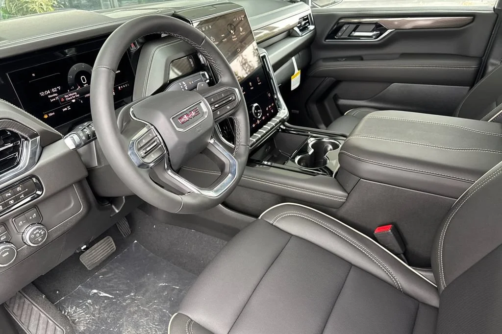 New 2026 Summit White GMC Elevation image 7