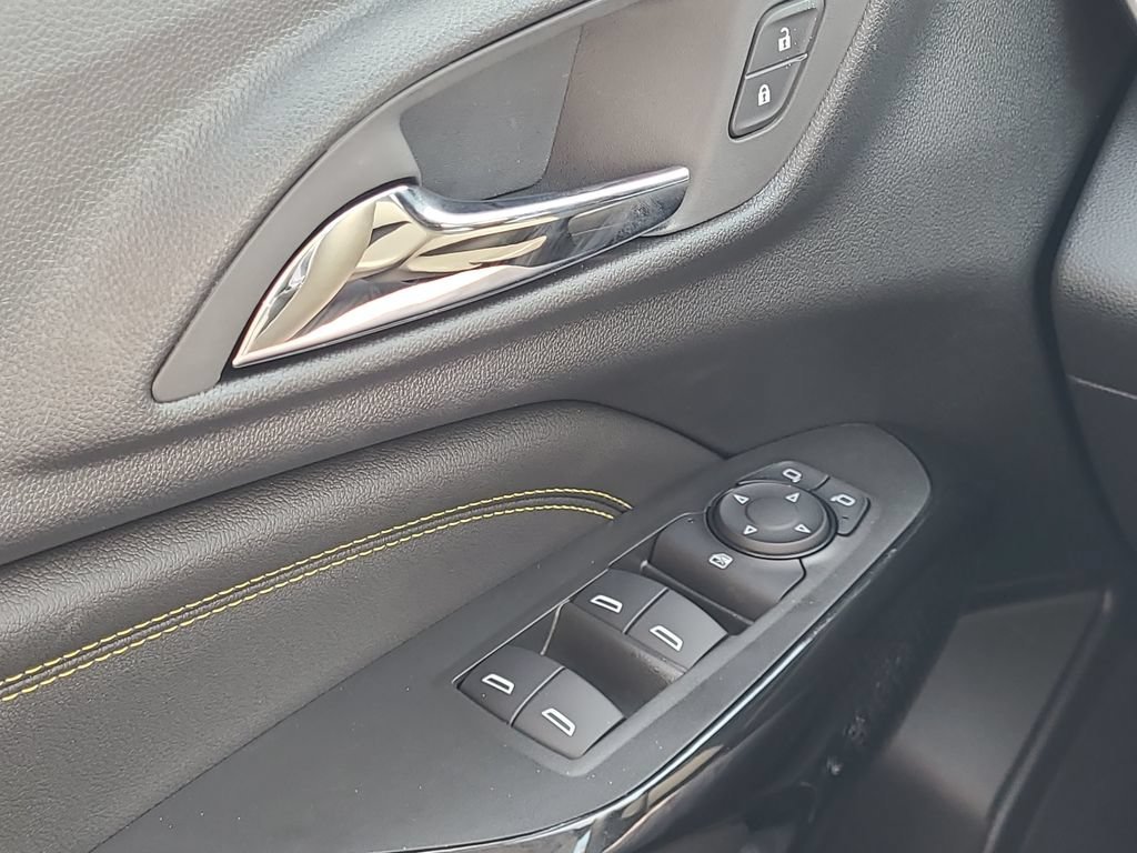 2026 Chevrolet Trax LT - Photo 17