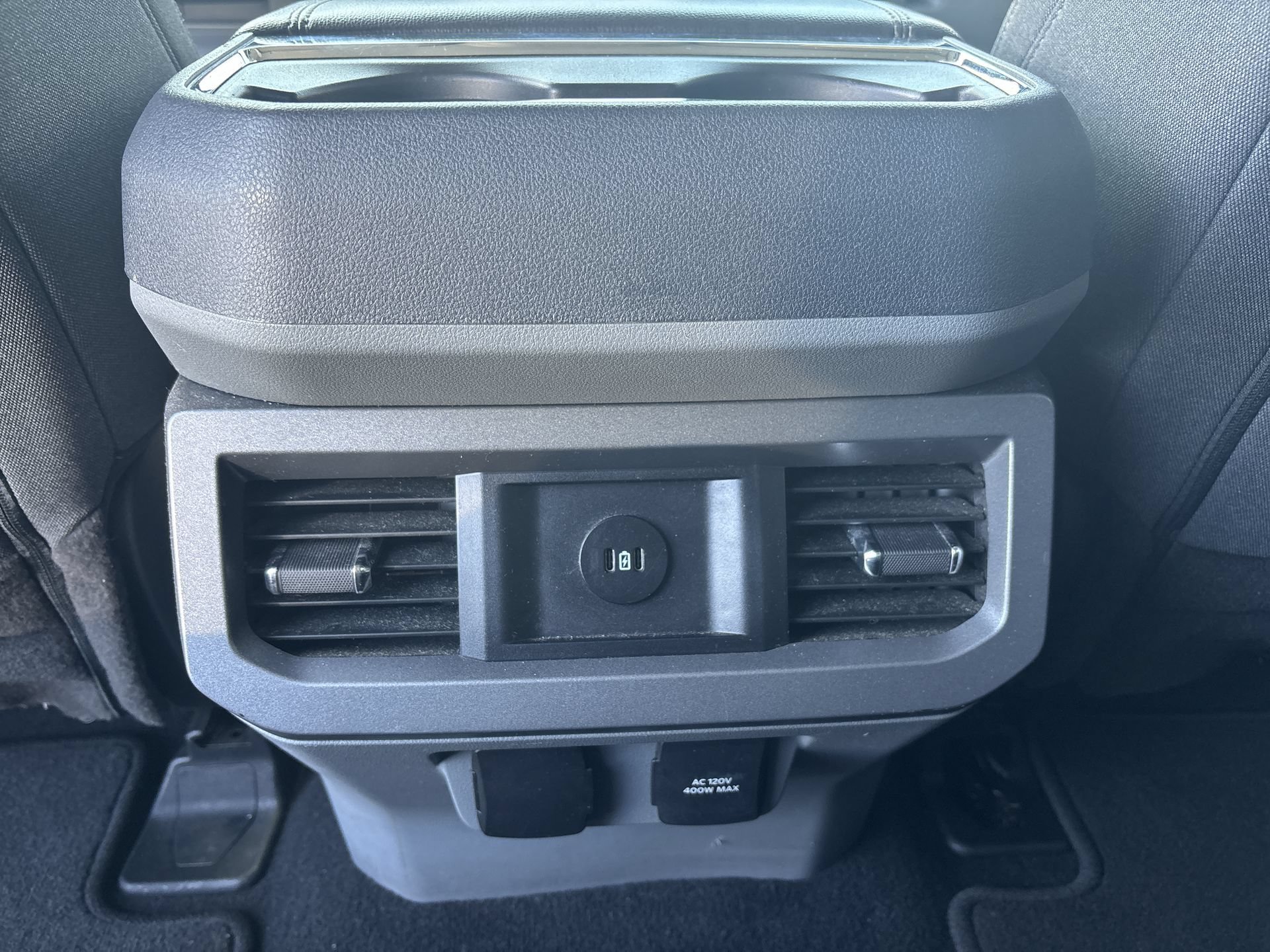 Used 2023 White Ford XLT image 27