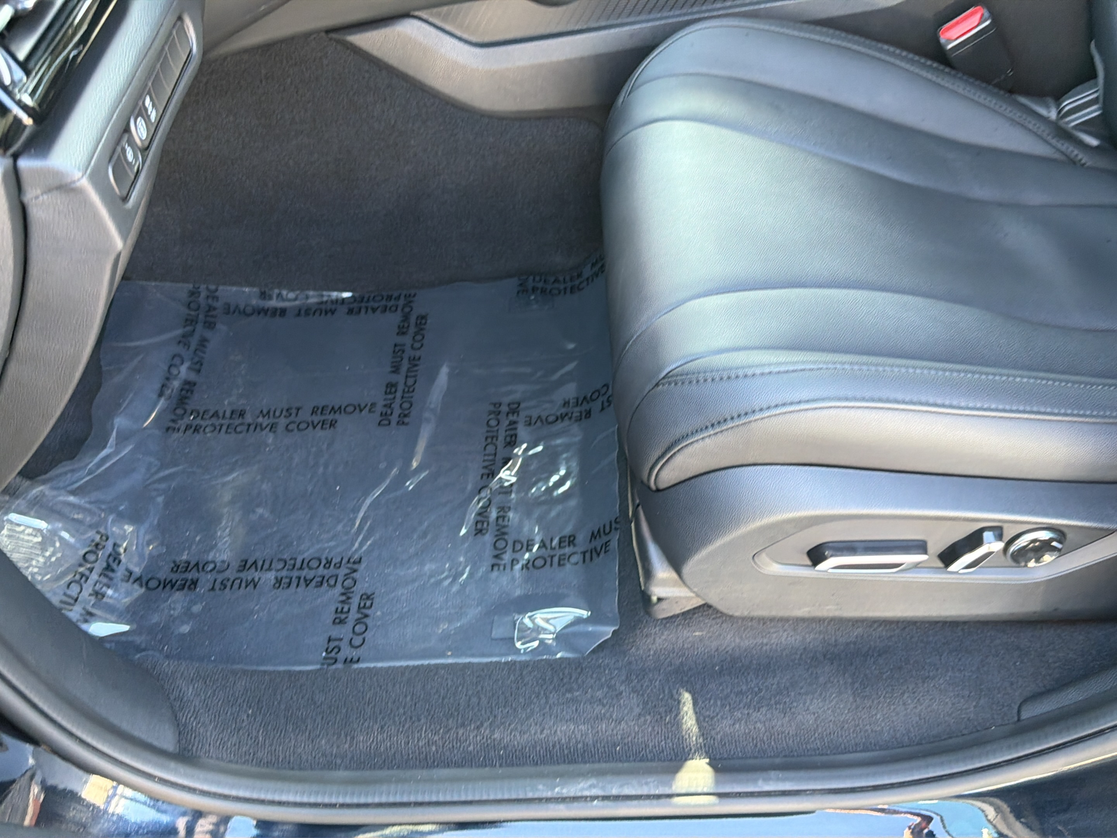Used 2025 Majestic Black Pearl Acura Base image 30