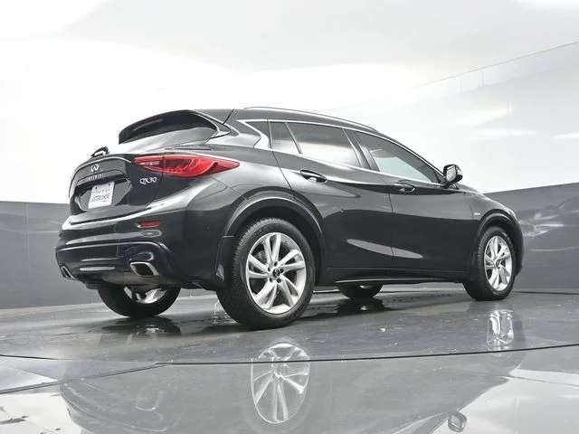 Used 2019 Black INFINITI LUXE image 52
