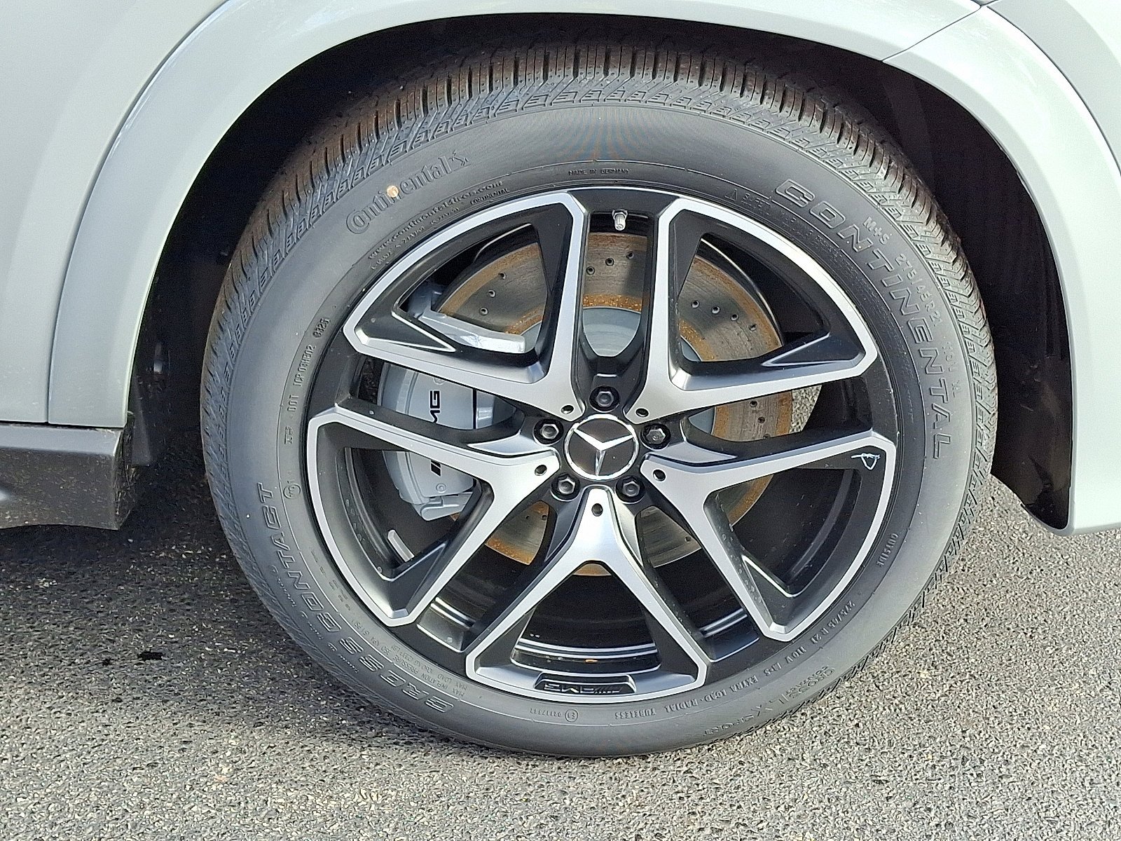 New 2026 MANUFAKTUR Alpine Grey Mercedes-Benz AMG® GLE 53 4MATIC+ SUV image 31