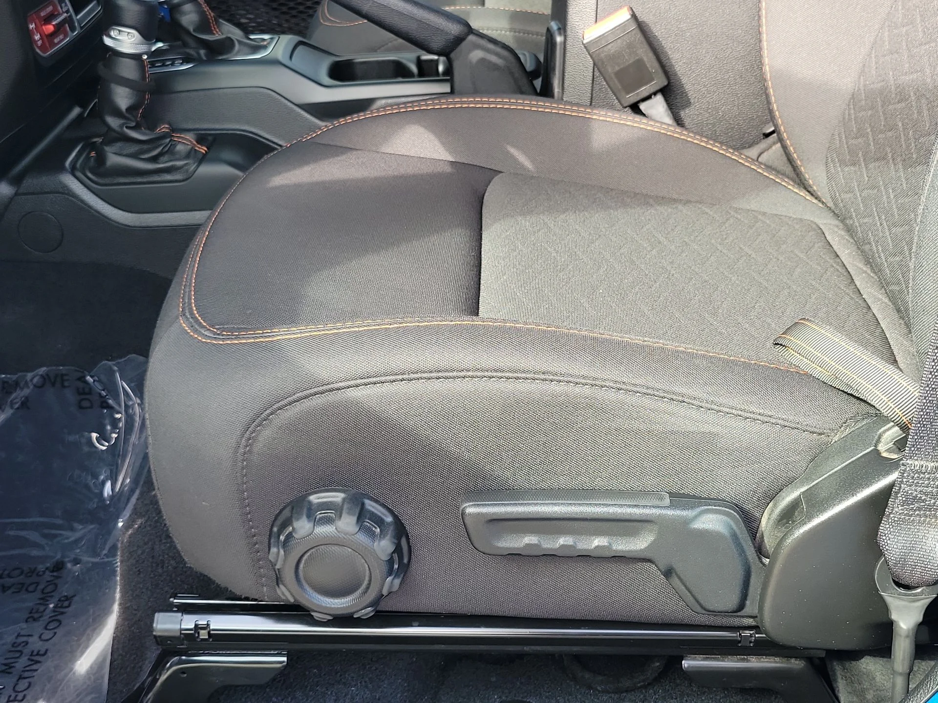 Certified Used 2022 Blue Jeep Mojave image 31