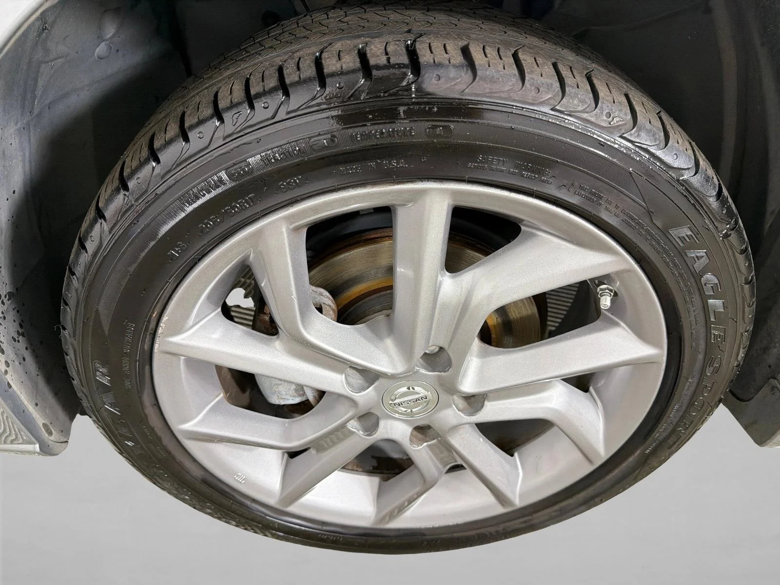 Used 2014 Black Nissan SR image 11