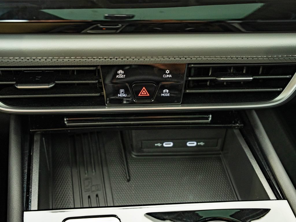 Used 2025 Pure White Volkswagen 2.0T Peak Edition image 36