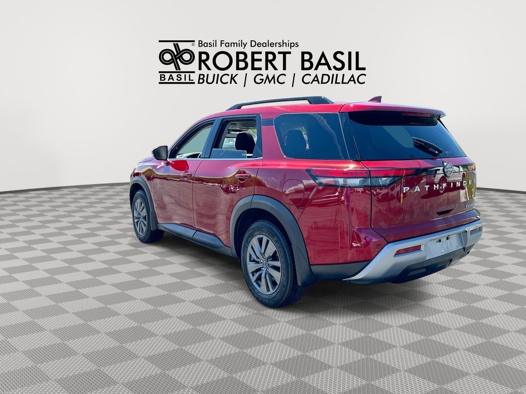 Used 2024  Nissan SV image 6