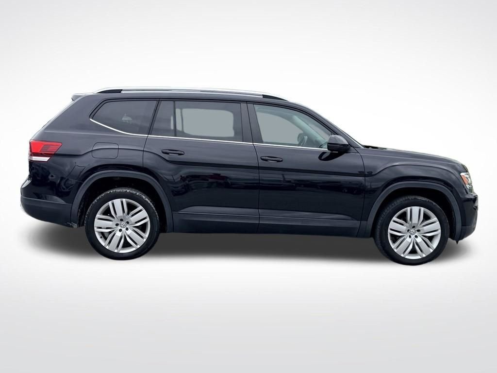 Used 2019 Black Volkswagen 3.6L V6 SE image 8