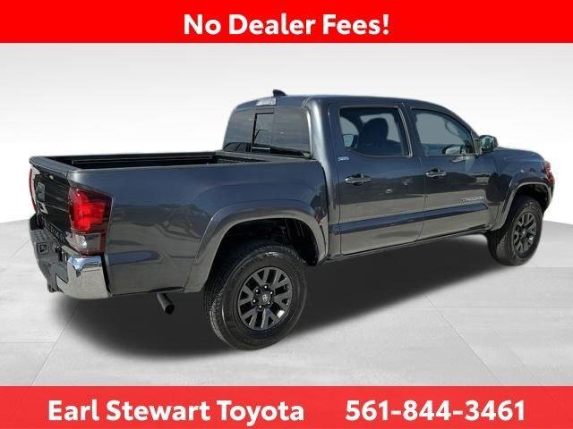 Certified Used 2023 MAGNETIC GRAY MET. Toyota  image 4
