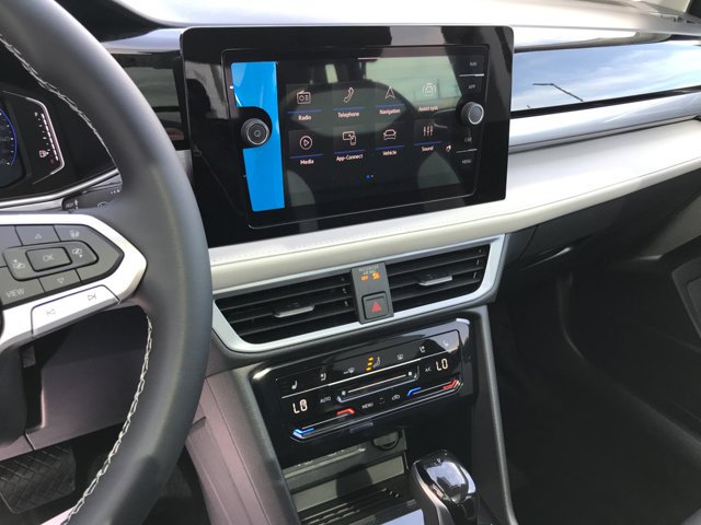 2026 Volkswagen Taos SEL - Photo 17