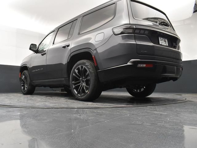 New 2026 Baltic-Gray Metallic Clear-Coat Exterior Paint Jeep Summit Obsidian image 22