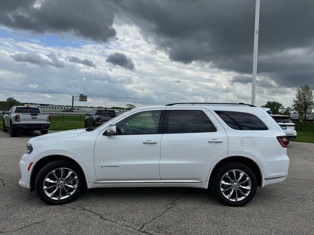 Used 2023 White Knuckle Clearcoat Dodge Citadel image 4