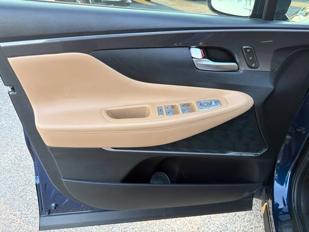 Used 2022 Blue Hyundai Calligraphy image 18