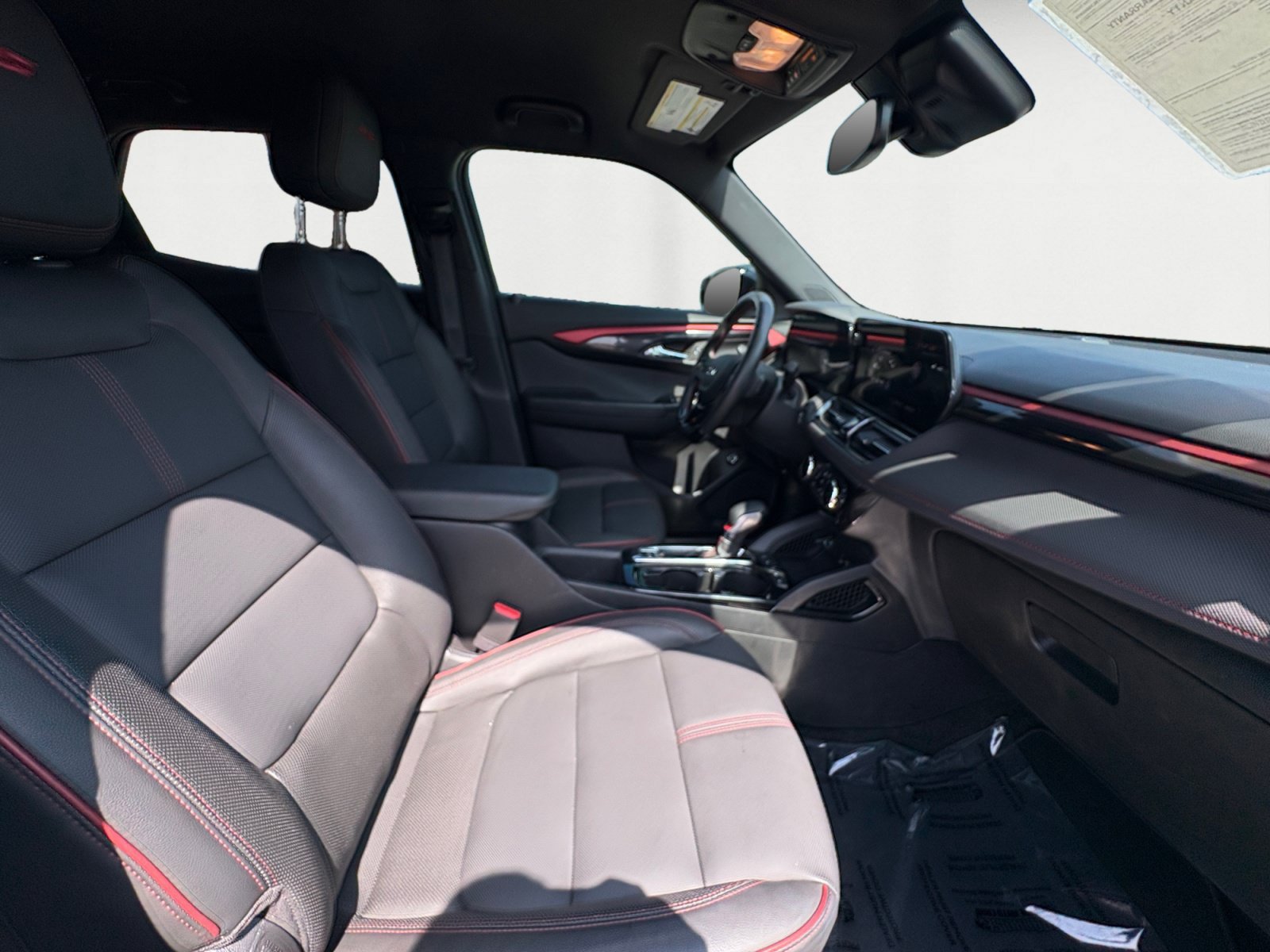Used 2025 Iridescent Pearl Tricoat Chevrolet RS image 15