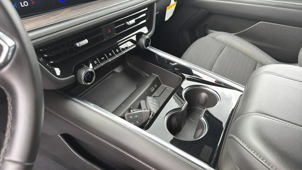 Used 2025 Black Chevrolet LS image 23