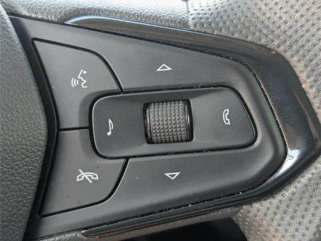Used 2025 Blue Chevrolet LT image 22
