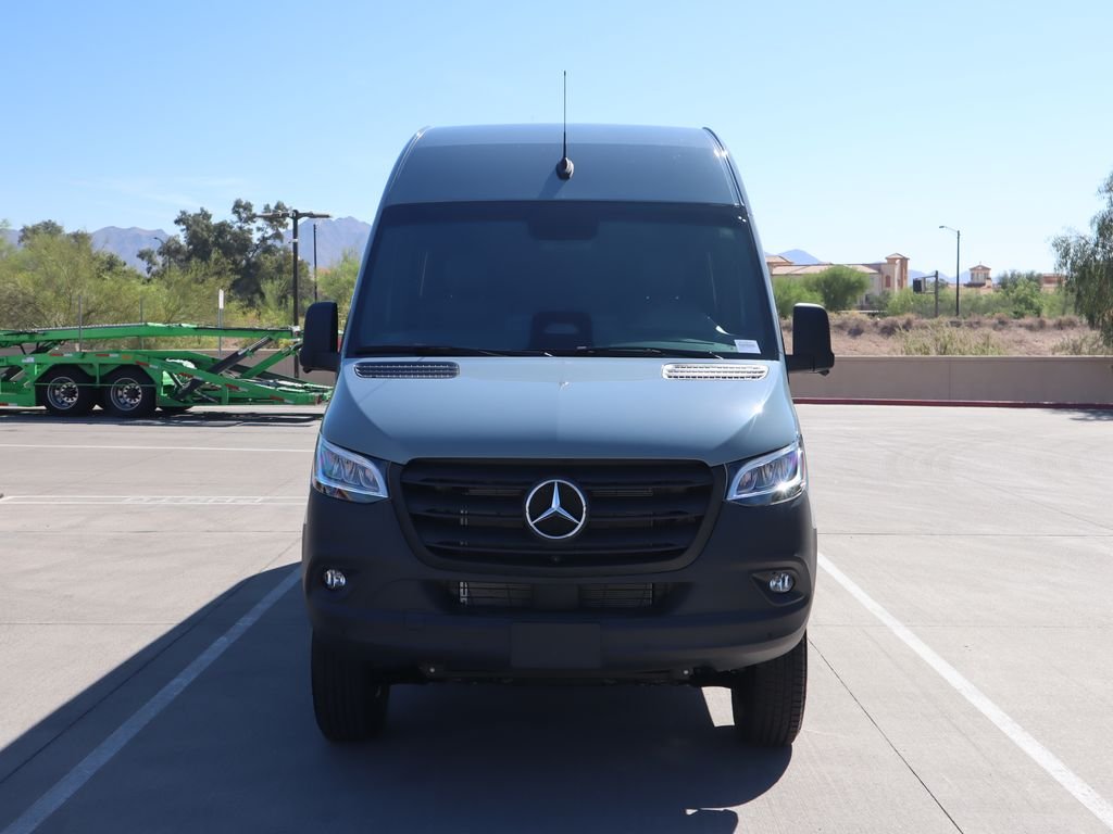 New 2026  Mercedes-Benz Cargo 170 WB image 2