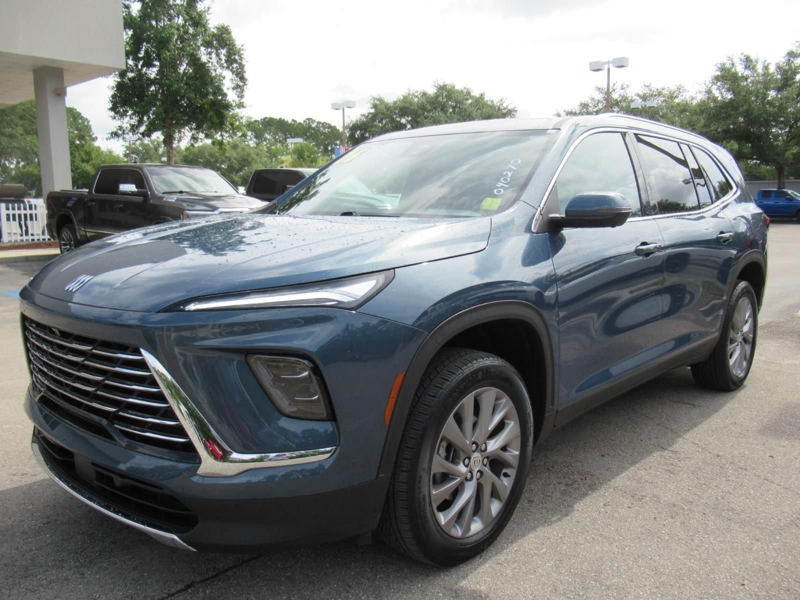 Used 2026 Blue Buick Preferred image 3
