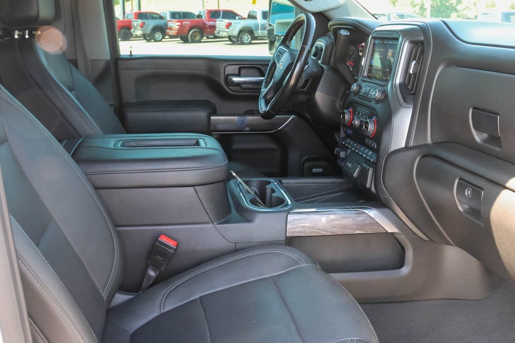 2021 Chevrolet Silverado 2500HD LTZ - Photo 19