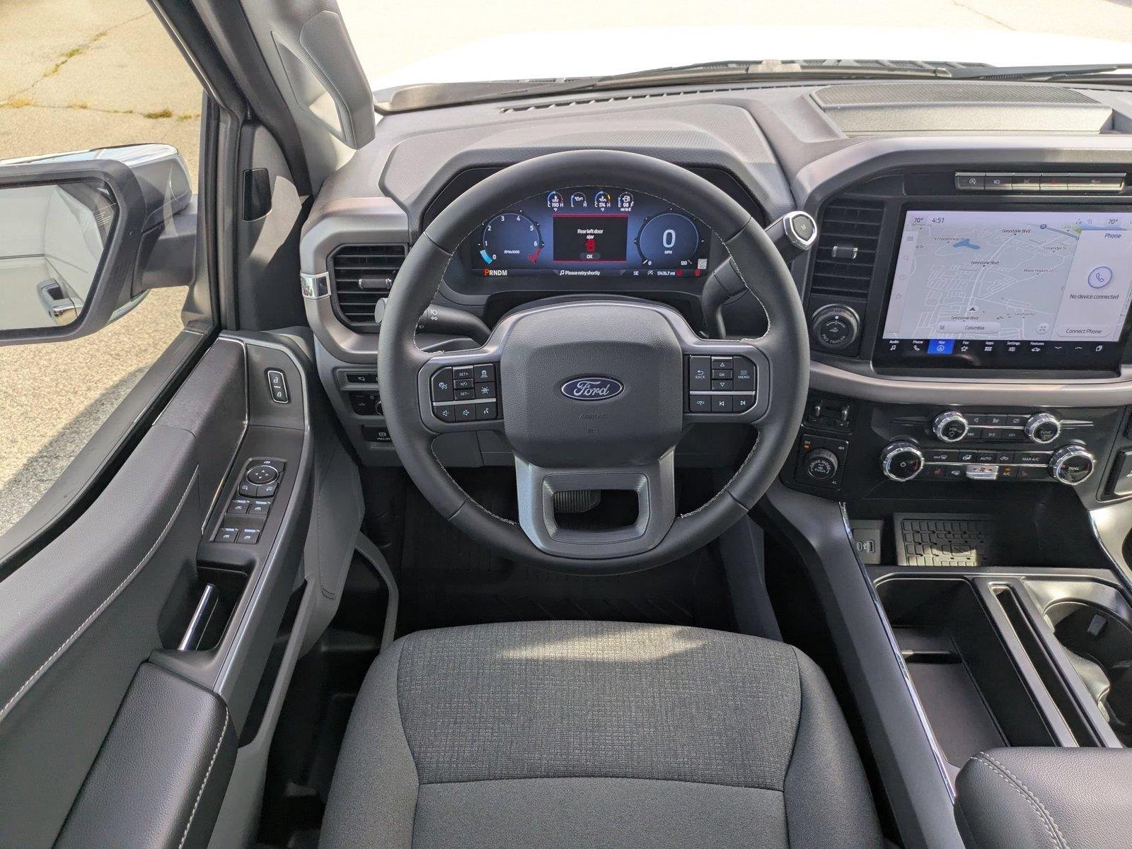 Used 2024 Oxford White FORD XLT image 29