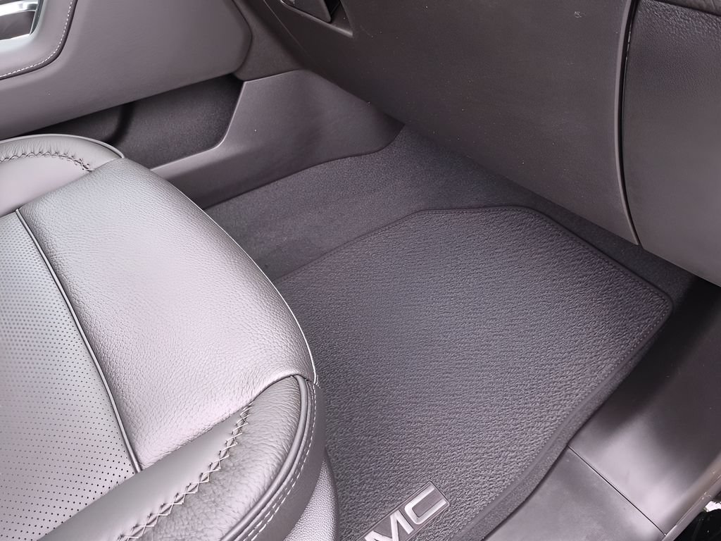 2026 GMC Sierra 2500HD Denali - Photo 39