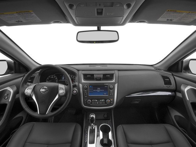 Used 2017 Brilliant Silver Nissan 2.5 SL image 11