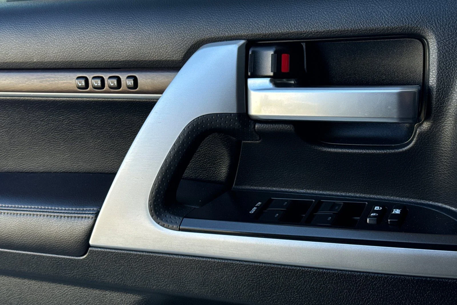 Used 2020 Black Toyota Heritage Edition image 48