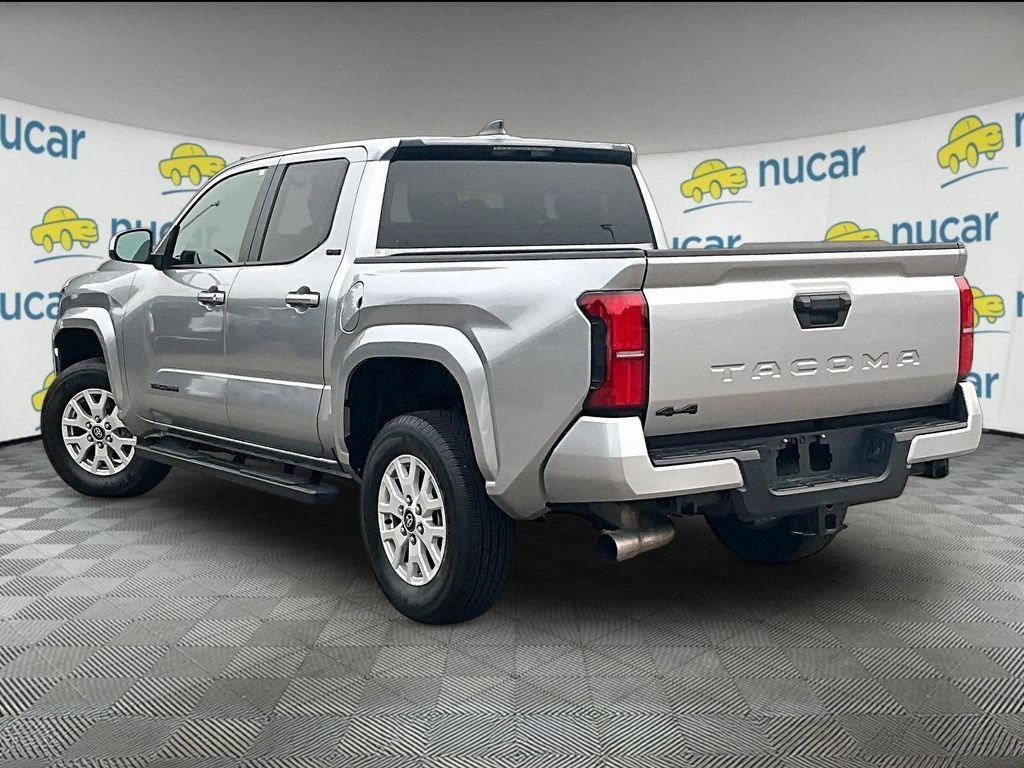 Used 2025 Silver Toyota SR5 image 4