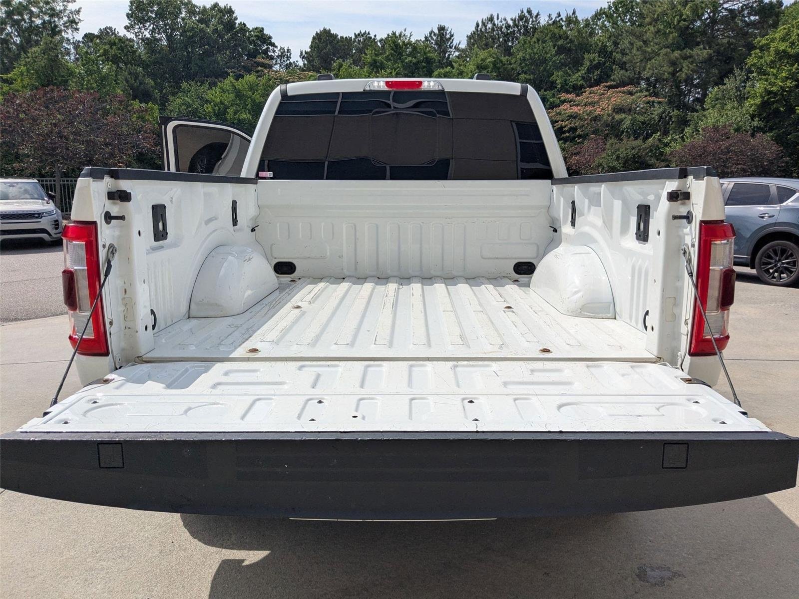 Used 2021 Oxford White Ford LARIAT image 42
