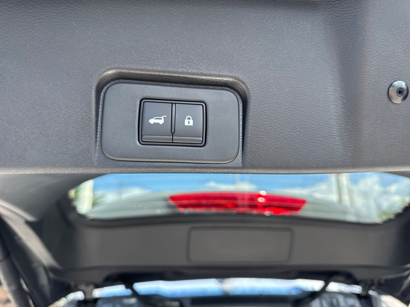 New 2026 Nissan Rogue SV 4D Sport Utility