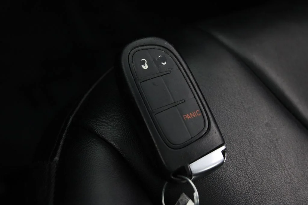 Used 2020 Gray Jeep Latitude Plus image 29