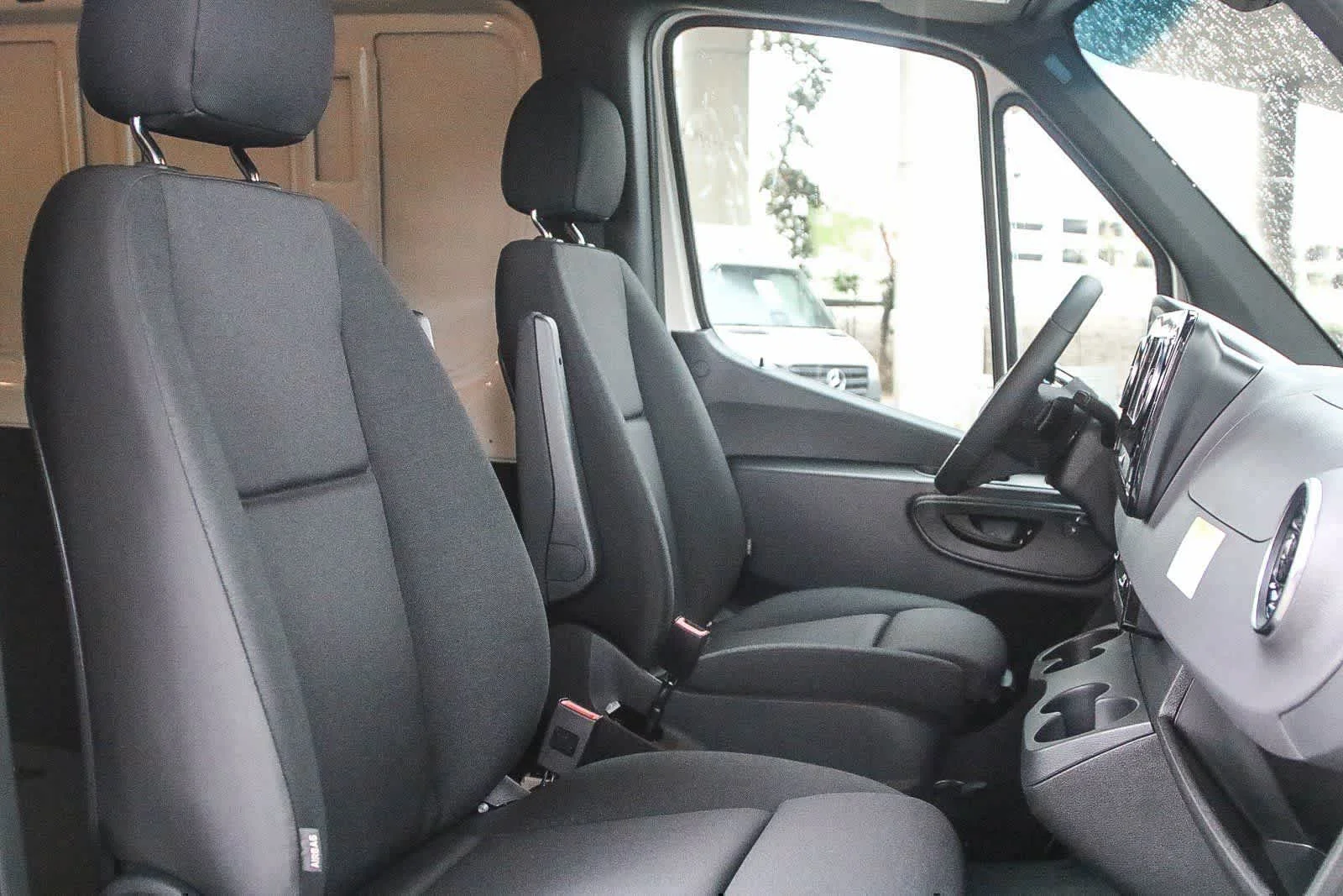 2025 Mercedes-Benz Sprinter Cargo Van Base - Photo 41