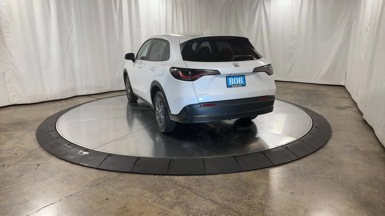 New 2027 Platinum White Pearl Honda LX image 11