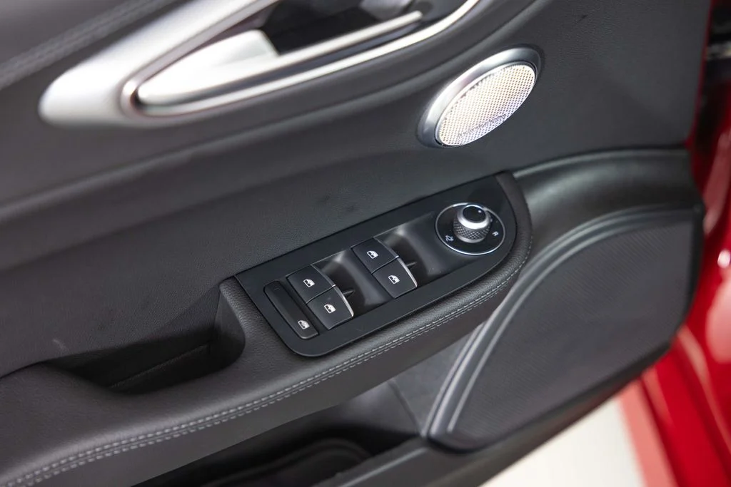 2026 Alfa Romeo Giulia Base - Photo 19