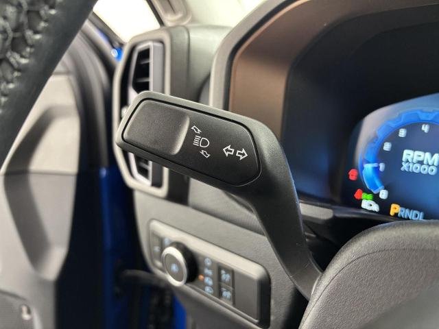 New 2025 Velocity Blue Metallic Ford Outer Banks® image 31