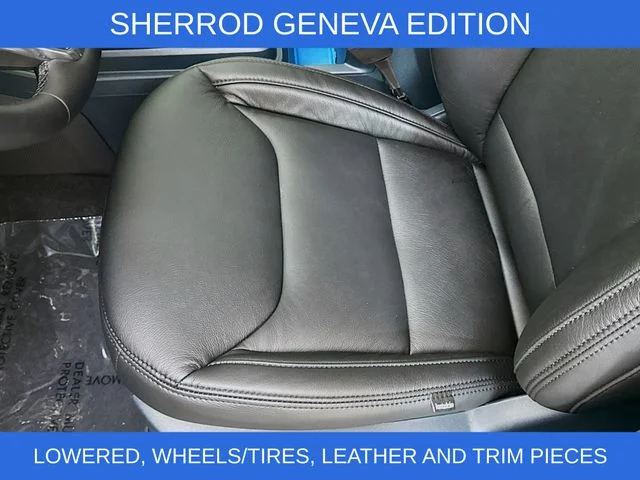 New 2025 Shadow Black Ford XLT image 18