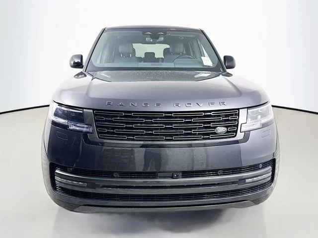New 2026 Carpathian Grey Land Rover SE image 2
