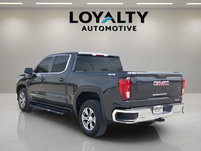 Used 2022 Silver GMC SLE image 3