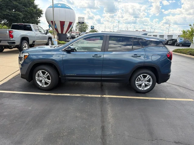 2024 GMC Terrain SLE