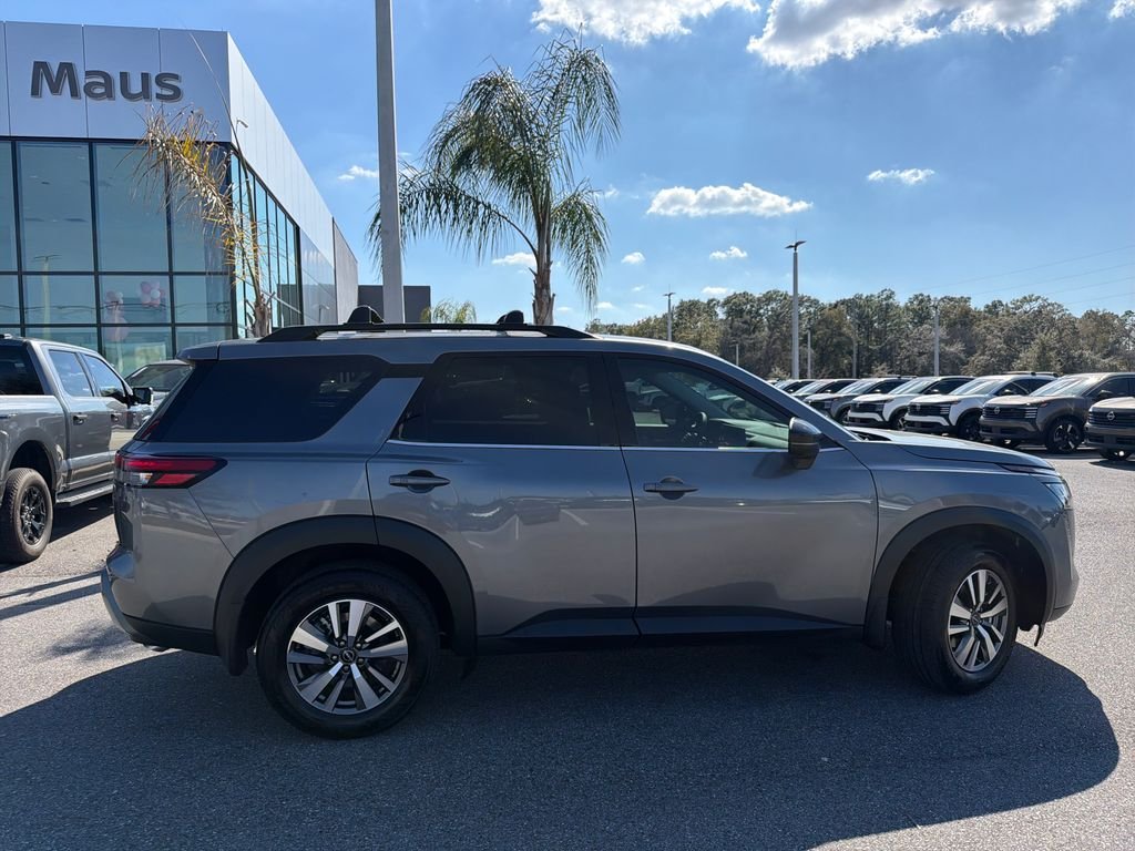 New 2026 Nissan Pathfinder SL 4D Sport Utility