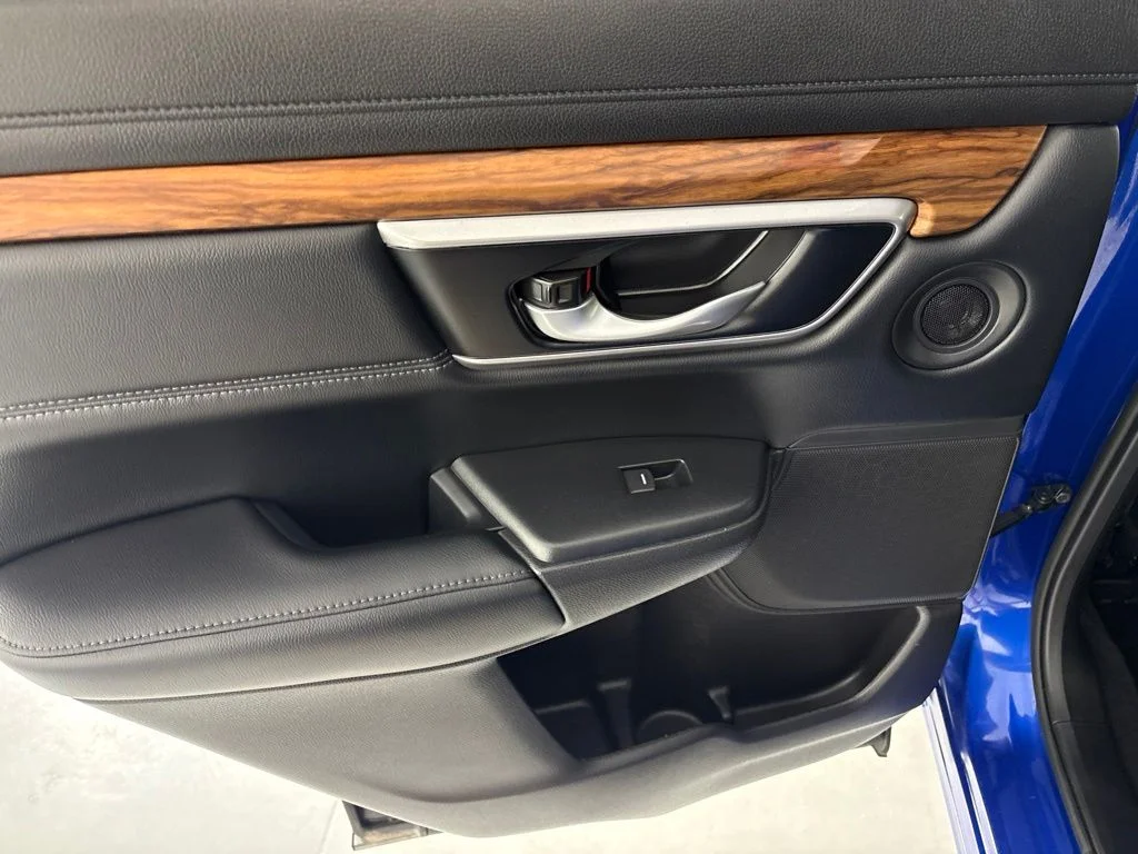 Used 2022 Blue Honda EX-L image 23