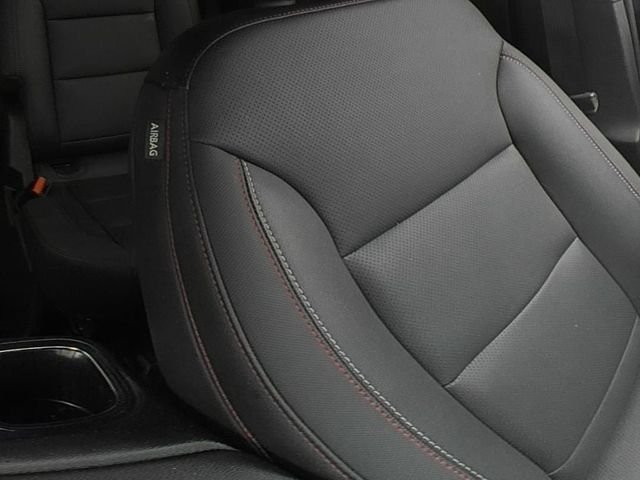 Used 2024 Red Chevrolet Z71 image 36