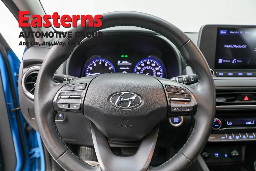 Used 2022 Teal Hyundai SEL image 10